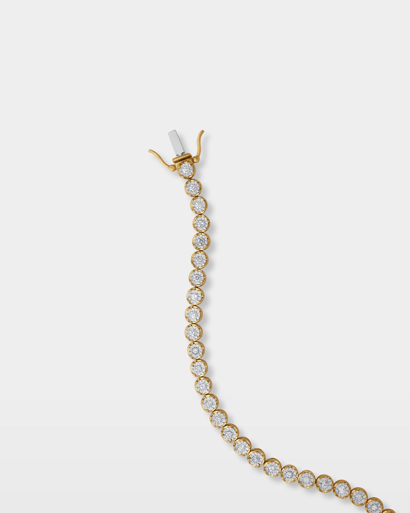 Round Diamond Bezel Bracelet